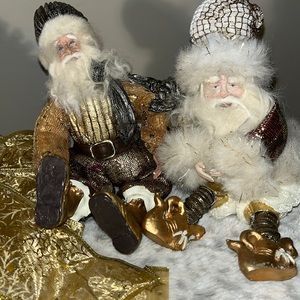 Christmas Bundle Gold Wisemen, Treetop Light Bow & Gold Large Pine Cone Decor
